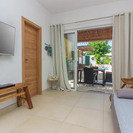 Kuca Za Odmor Laurus Ferienhaus *