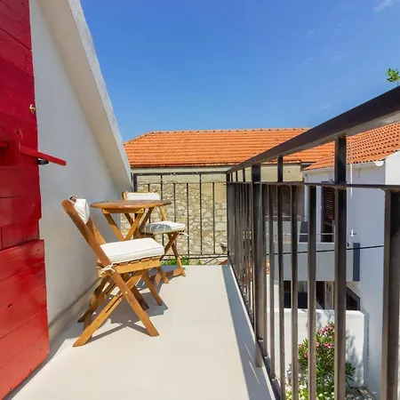 Kuca Za Odmor Laurus Ferienhaus